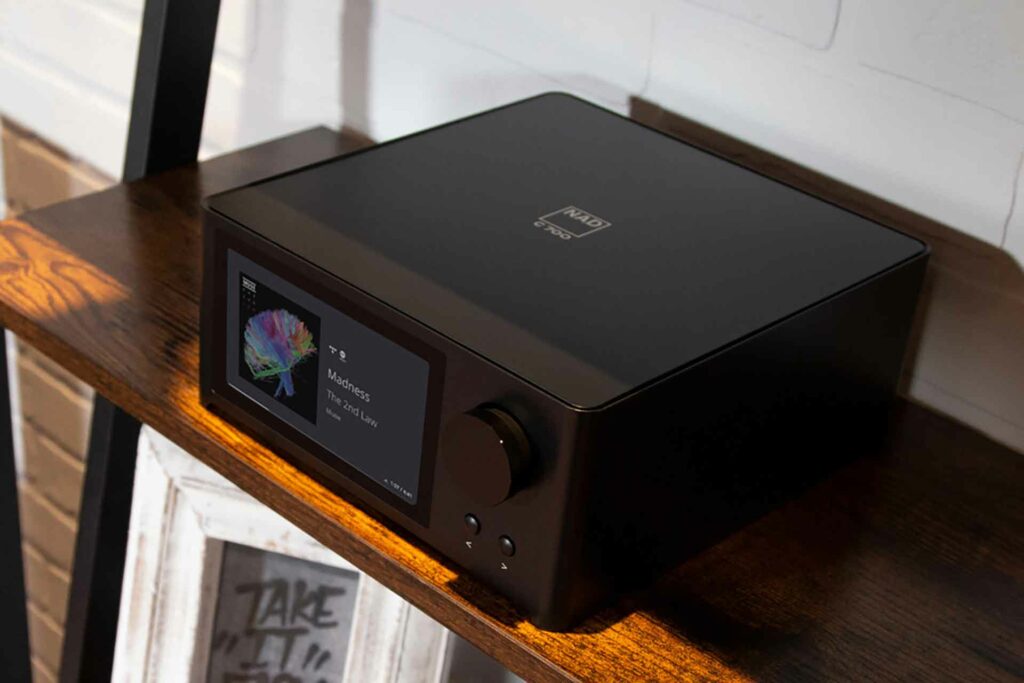NAD C 700 integrated amp and audiophile grade music server