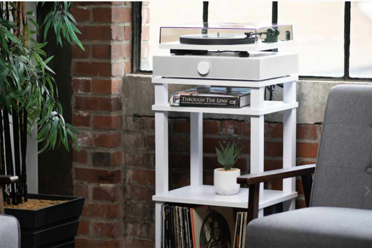 Andover Audio Spinbase LP and audiophile equipment stand reviewed