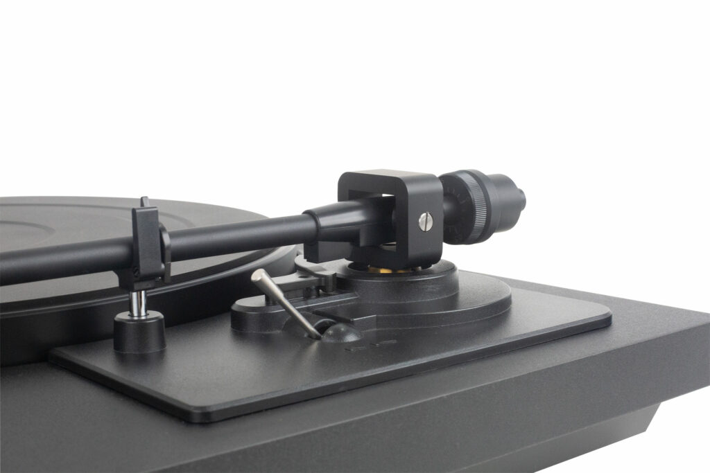 Here's a close-up of the tonearm of the Andover Audio Spindeck 2 turntable