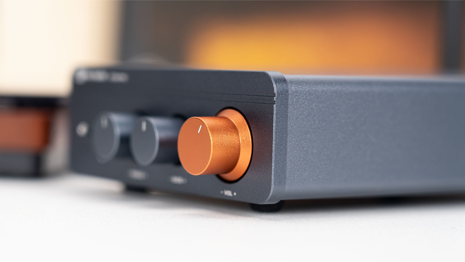 Fosi Audio V3: Compact and affordable amplifier