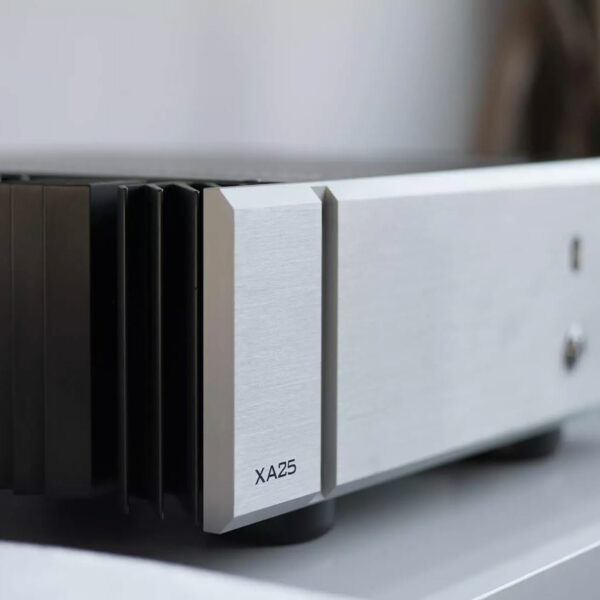 Pass Labs XA25 Class-A amp reviewed