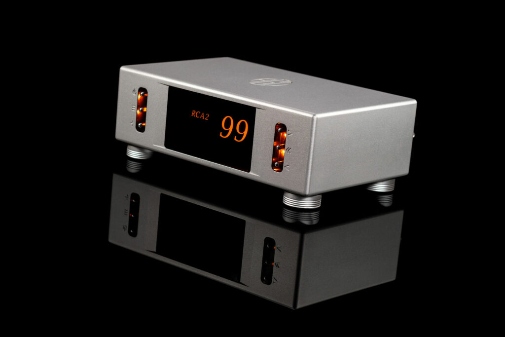 Yet another view of the ADG Productions Alto stereo preamp