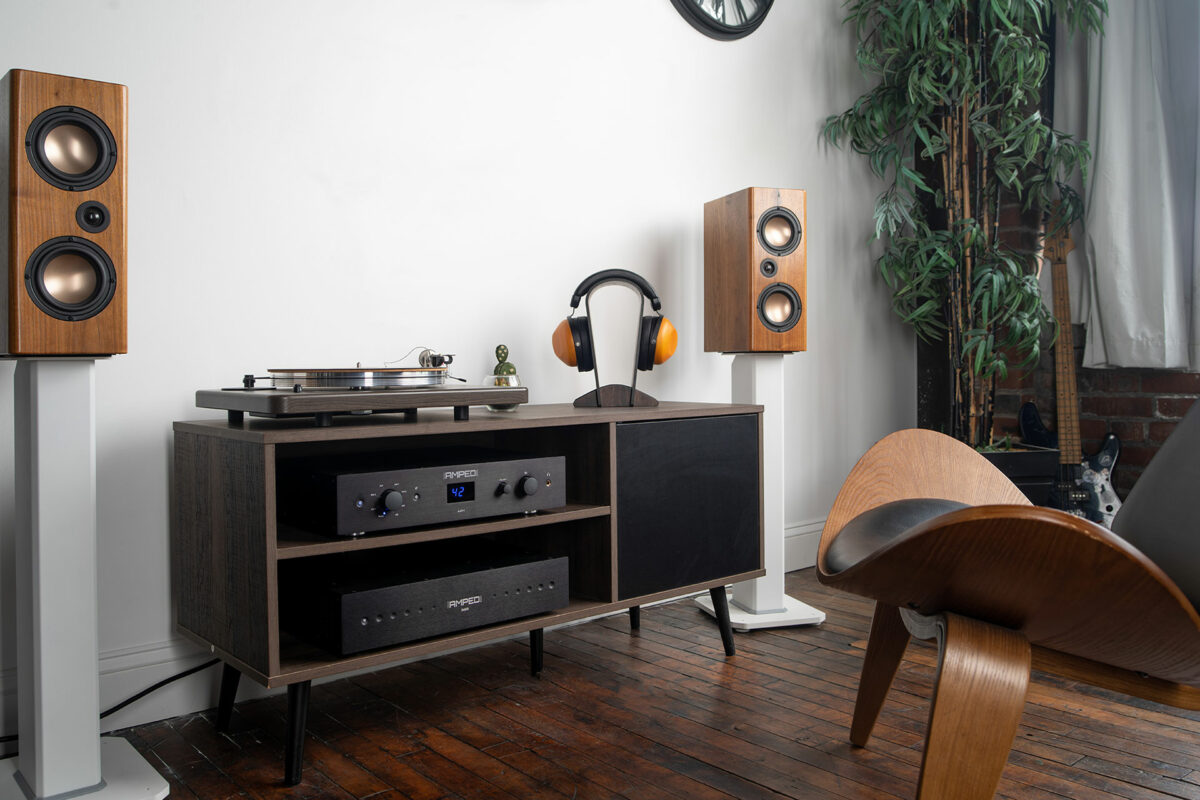 AMPED AMERICA AAP-1 Audiophile Stereo Preamp Reviewed
