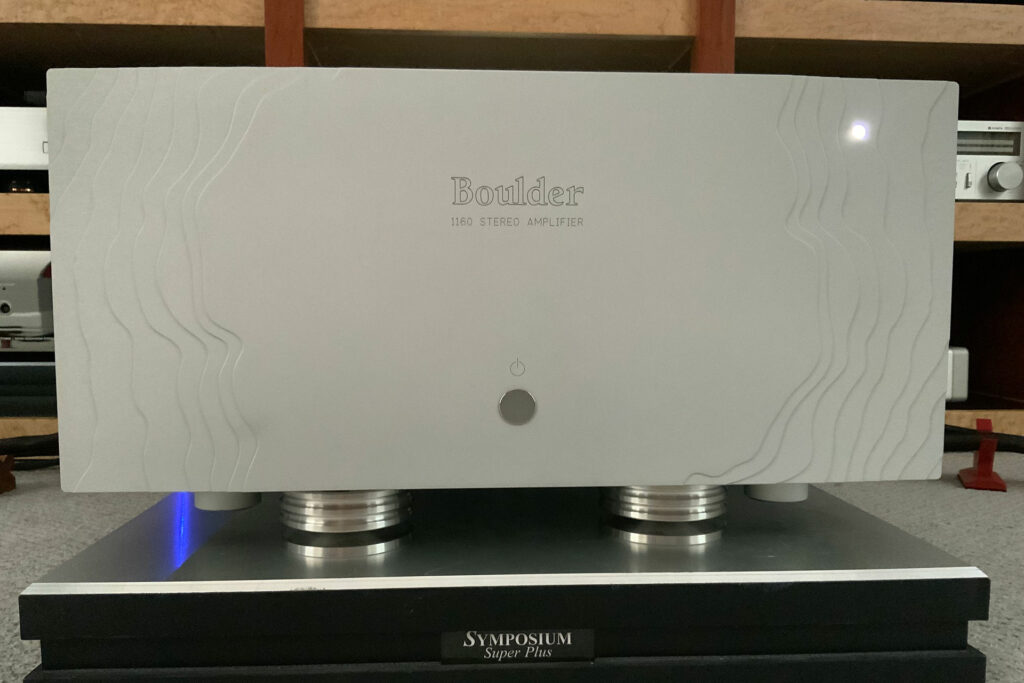 Here is the Boulder 1160 audiophile amp installed in Paul Wilson's reference audiophile system