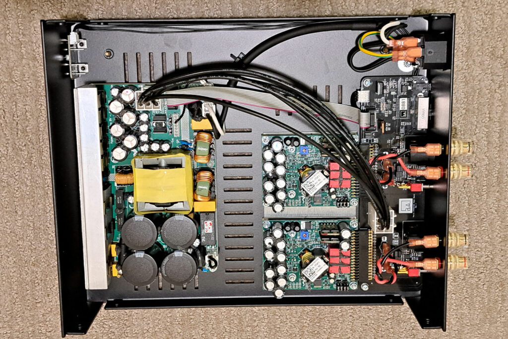 Here's a top-off view of the Buckeye Hypex amp