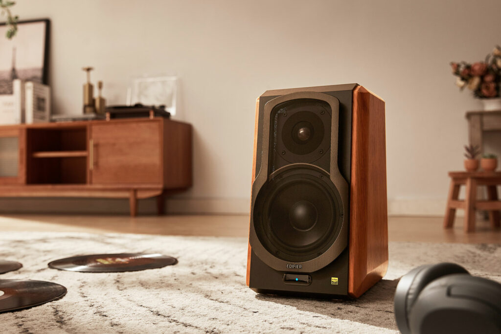 A close-up of one of the powered Edifier S100oW speakers