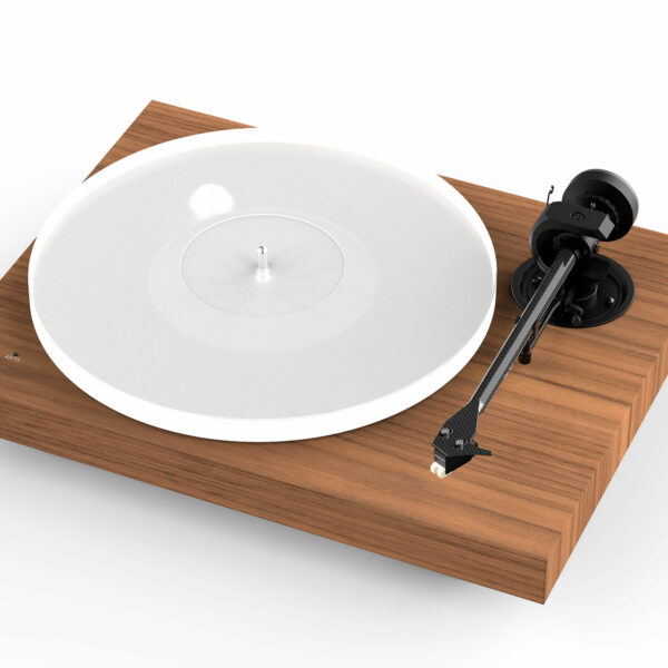 The Pro-Ject X1 B turntable comes in a real walnut wood veneer as well as hand-done high gloss white or black paint.