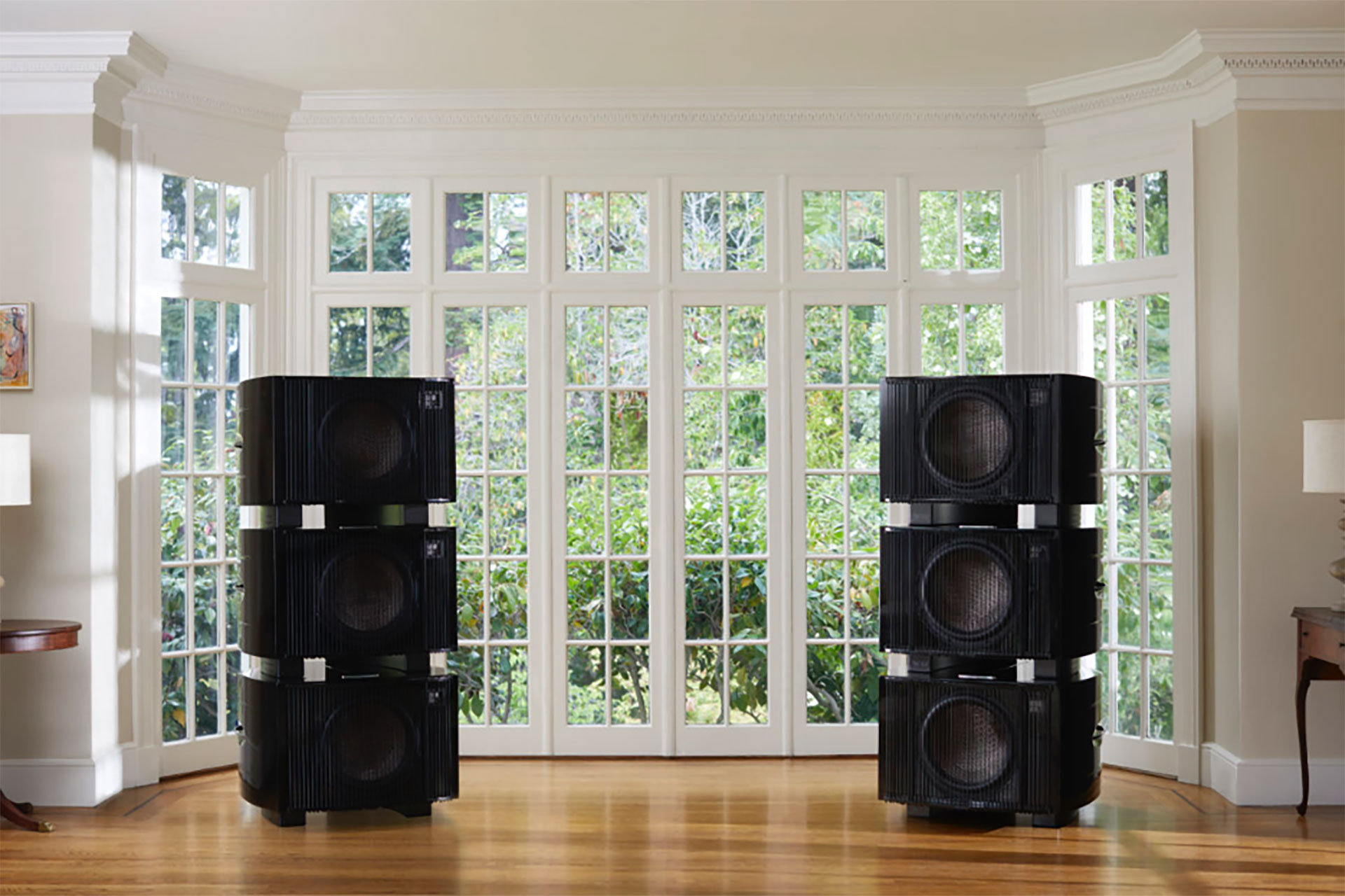What Audiophile Speakers Are For You Bookshelf or Floorstanding