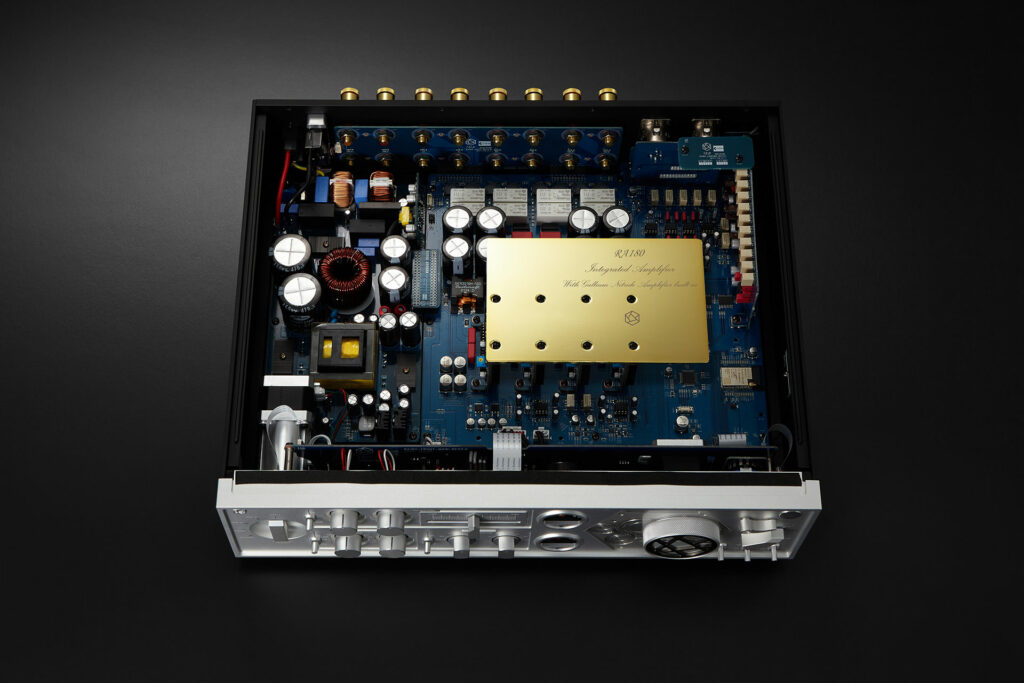 A top-off look at the HIFI Rose RA180 integrated amp