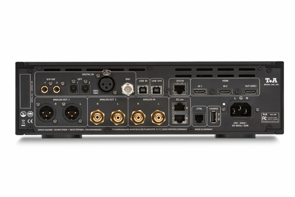 The all-important rear view of the T+A DAC 200