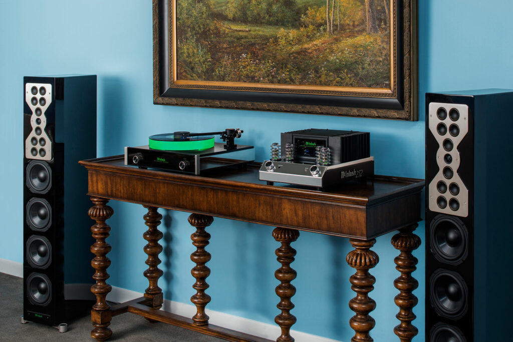 The McIntosh MC5 audiophile turntable neatly installed with some additional McInotsh electronics and line array speakers. 