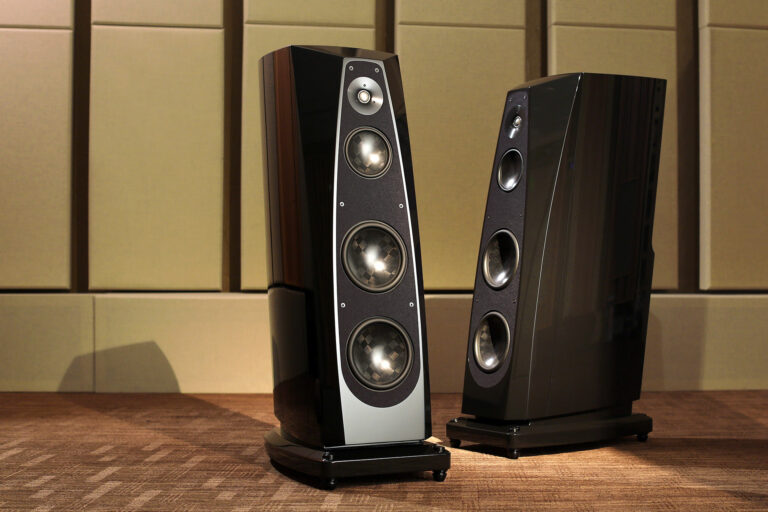 Rockport Avior II speakers in gloss black