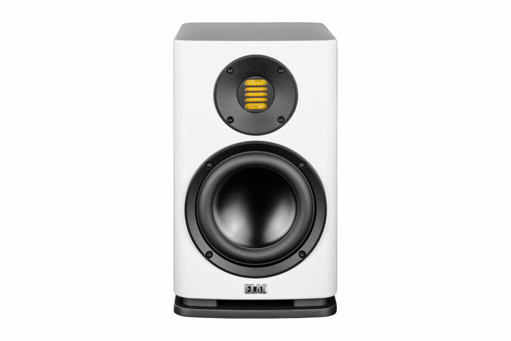 ELAC Solano 2.0 BS282 speakers in white