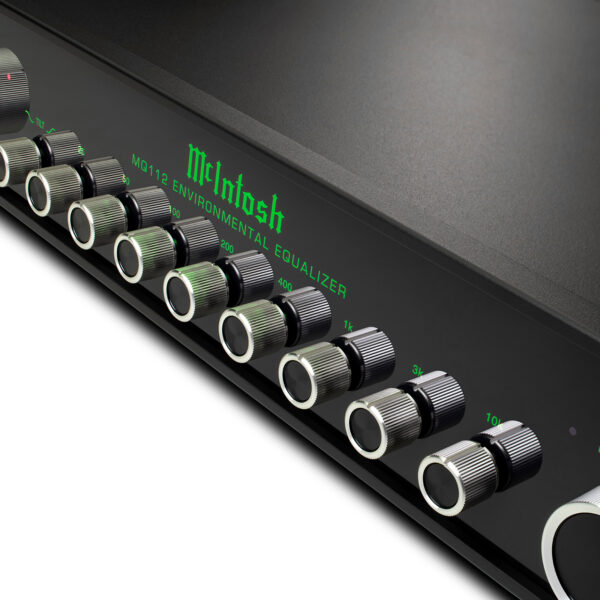 There's no "smiley face" bands of EQ on the McIntosh MQ112 program equalizer.