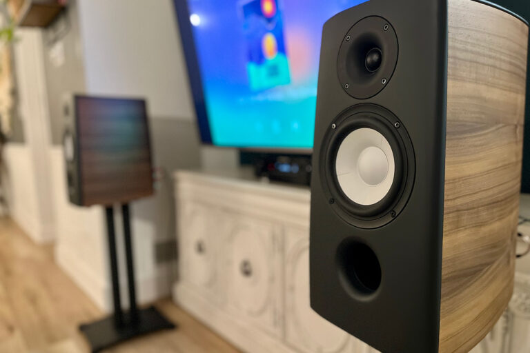 The Acoustique Quality Canto 3 speakers photographed by Eric Forst