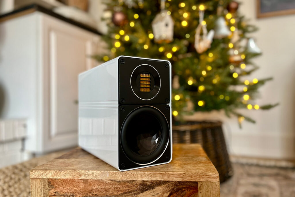 ELAC Elegant BS 3212 speakers dressed up for Christmas (photo by Eric Forst)