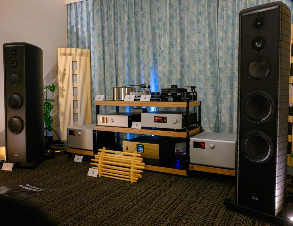 This is close to a $1,000,000 audiophile system from Solution. 