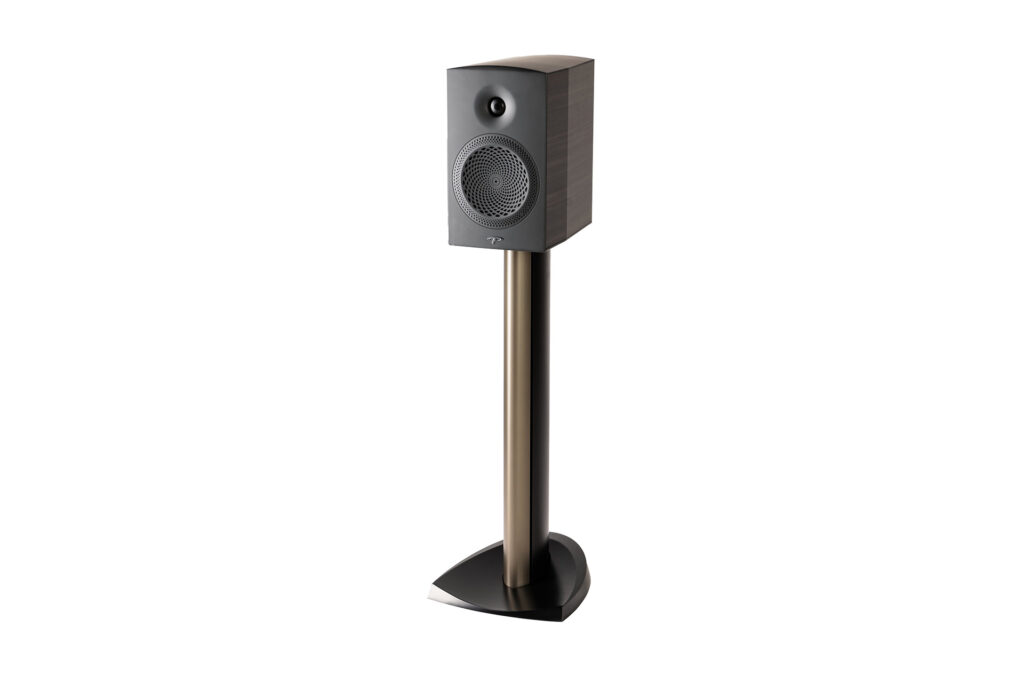 Paadigm's Premier 200B without a grill