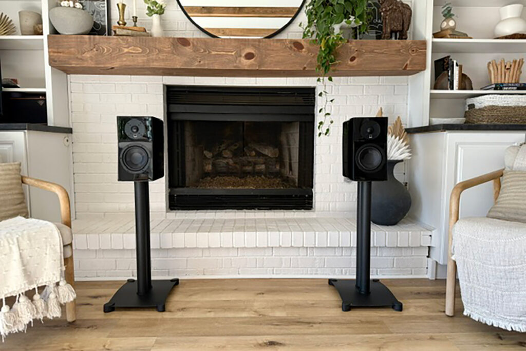 The SVS Ultra Evolution Nano speakers in Eric Forst's living room.