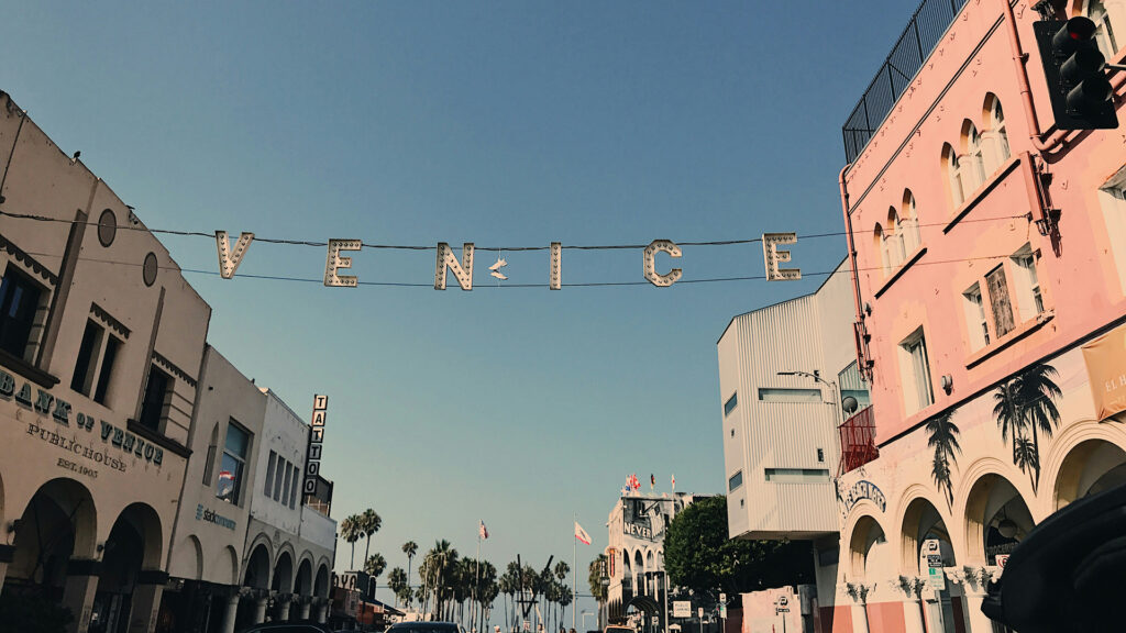Venice Beach has high end shopping and fantastic restaurants to as well as a bit of a freakshow at the beach.