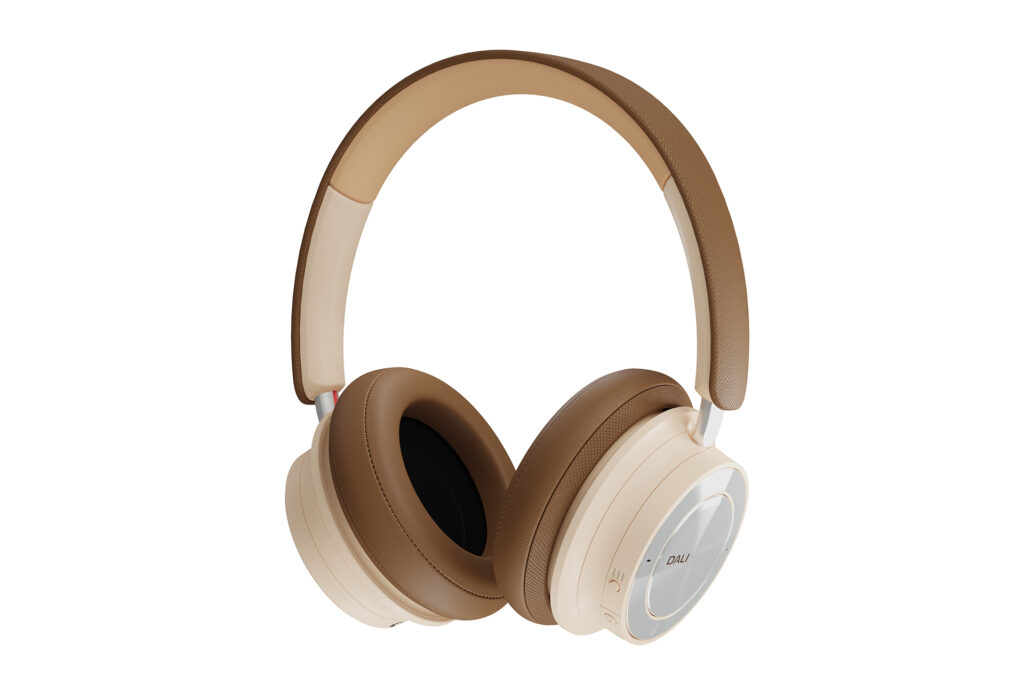 The round ear cups make a solid fit which helps with bass performance without being physically uncomfortable.