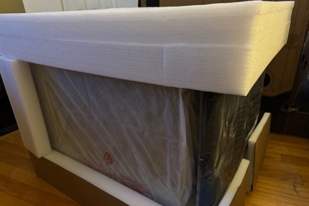 The unpacking process of the PB-17 is serious. 