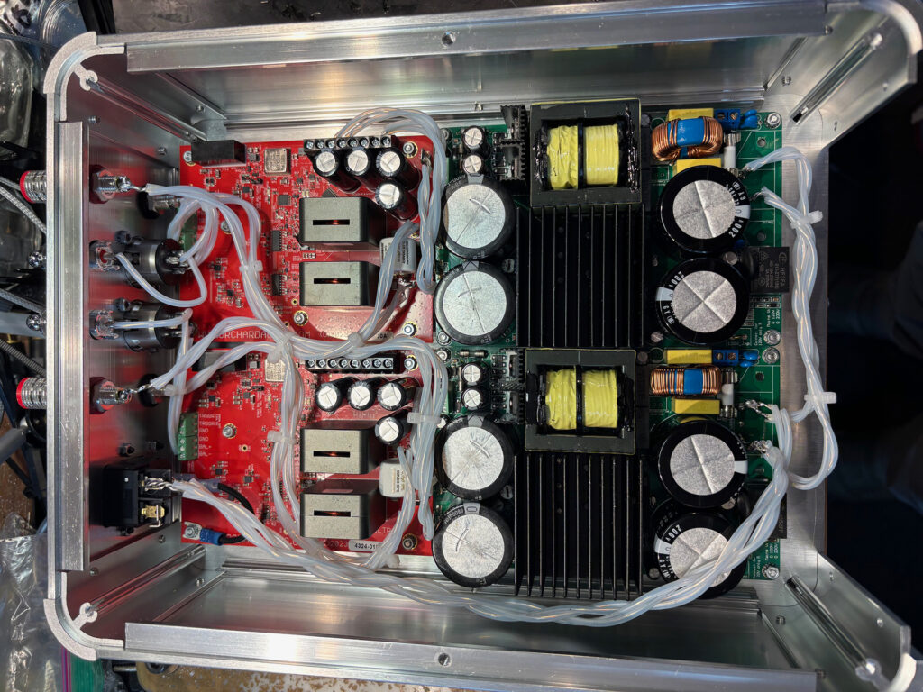 A look inside of the ArgentPUR Duo with the cover off.