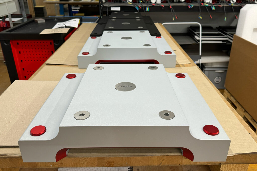 The feet on the Stenheim Alumine 5SEs are world class but their additional bases are over-the-top stable and isolating.