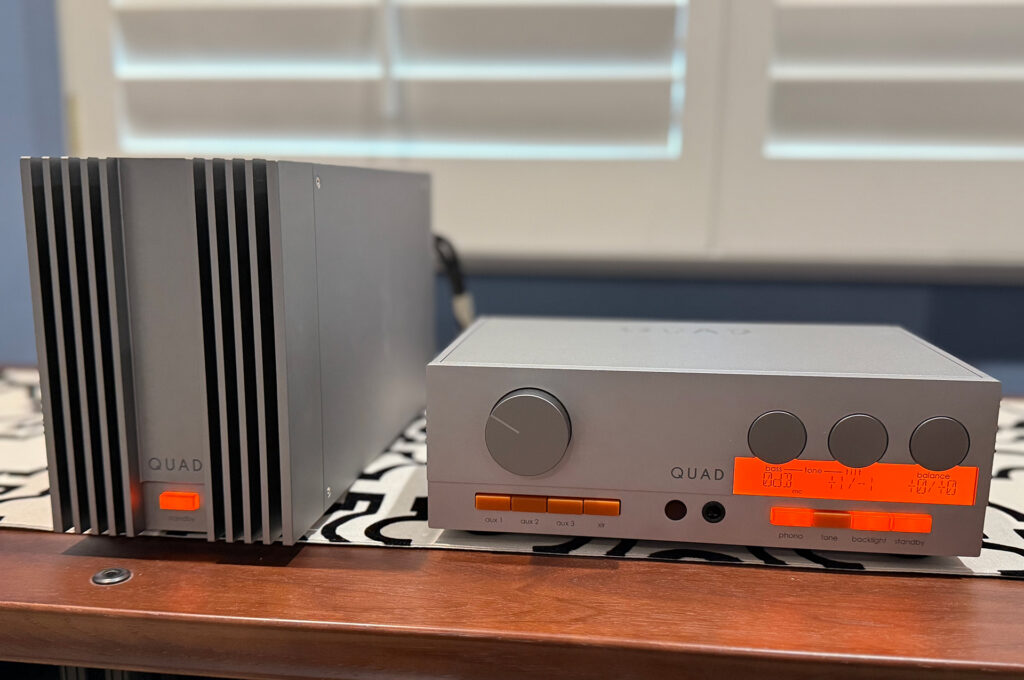 A look at the Quad 33 with the matching 303 power amp at Bob Barrett's home.