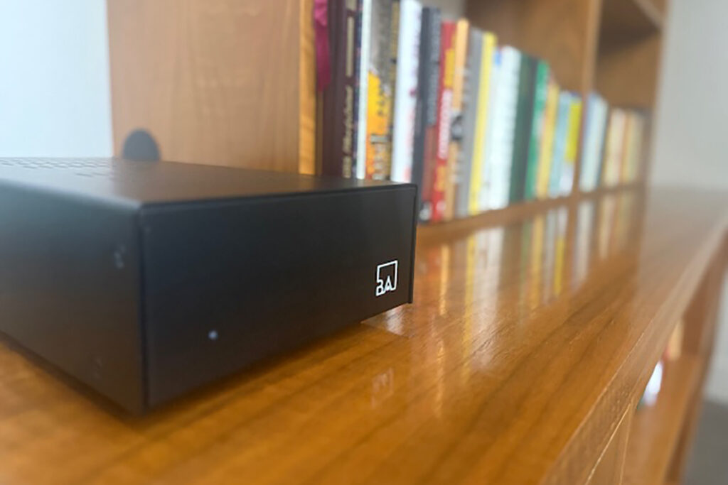 The diminutive Buckeye Hypex NCx252MP amp going to school in the "library"