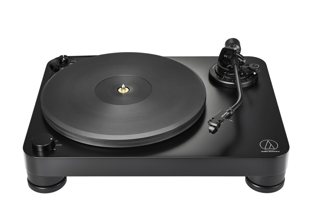 The Audio-Technica AT-LP7x is a very easy to use turntable. 