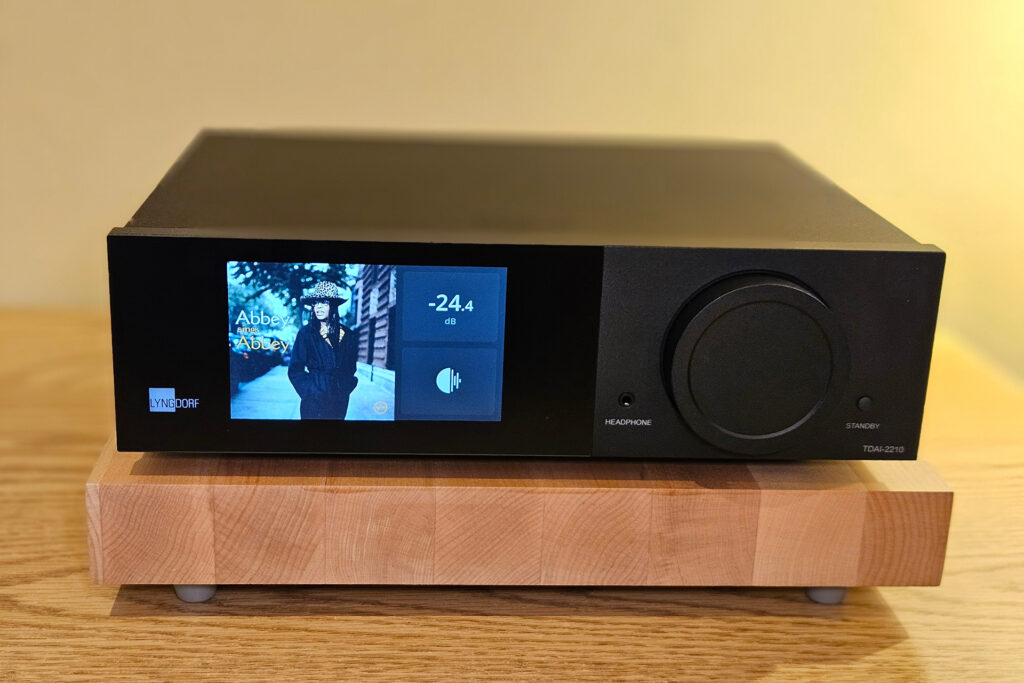 The Lyngdorf TDAI-2210 in Mike Prager's listening room.