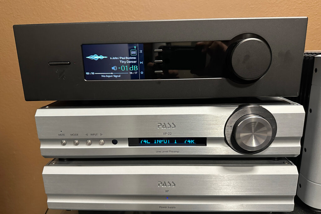 The Quad Platina stacked with some Pass Labs electronics at Greg Handy's home.