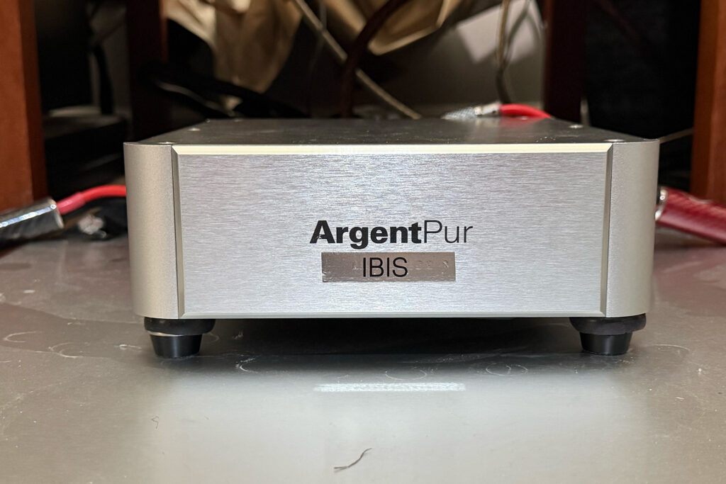 The Argent Pur IBIS GaN Amp at Paul Wilson's home.