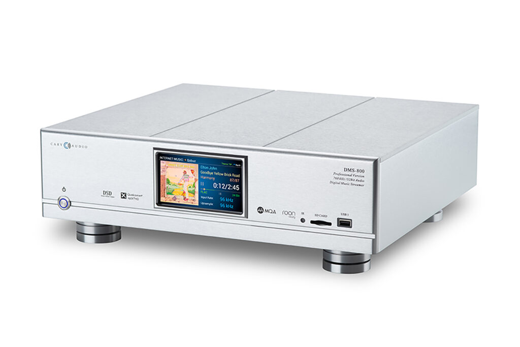 The The Cary Audio DMS 800 DAC-Streamer in silver.