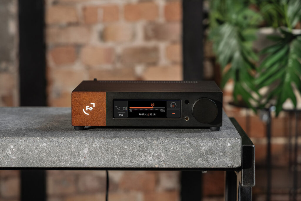 The Ferrum Wanda DAC installed.