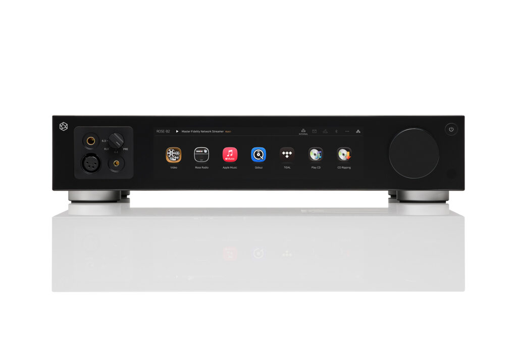 The HIFI Rose RS451 is yet another sexy looking component from the Korean audiophile company.