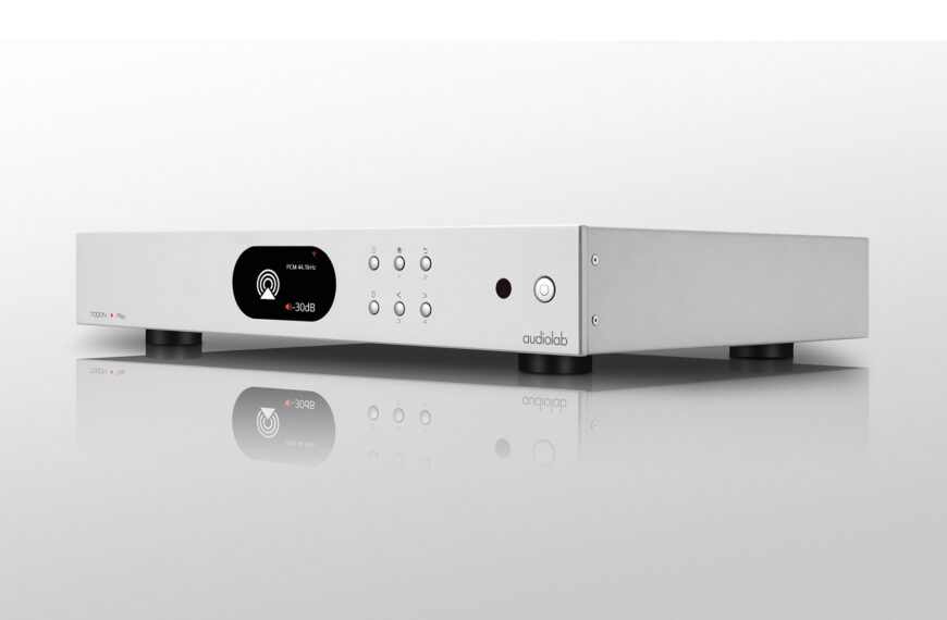 The Audiolab 7000N music streaming in silver.