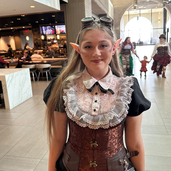 There was a steampunk convention at the same time as AXPONA a few years ago thus dating opportunities abound.